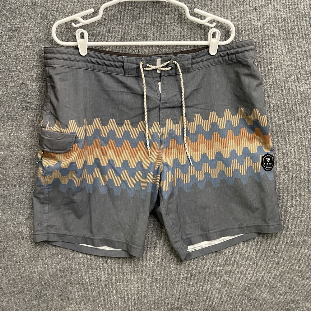 Vissla Wago Boardshorts Men's Sz 38 Dark Gray
